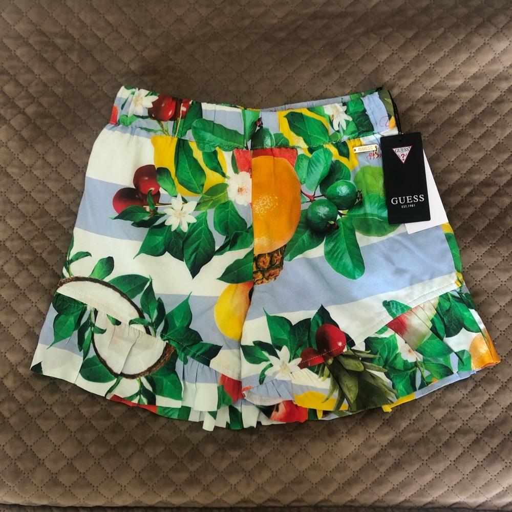 ☀️ Guess Fruit Print Shorts